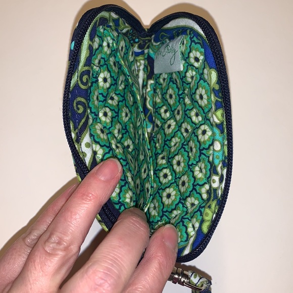 VERA BRADLEY Wristlet ID Wallet - Picture 4 of 4